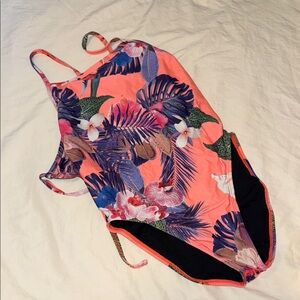 Jolyn Hawaiian Jackson III practice suit tie-back